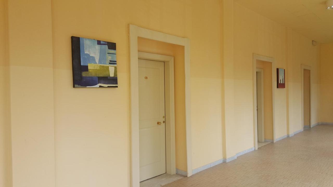 Casa Per Ferie "Sacro Cuore" Marina di Massa Extérieur photo
