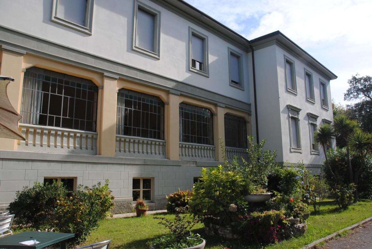 Casa Per Ferie "Sacro Cuore" Marina di Massa Extérieur photo